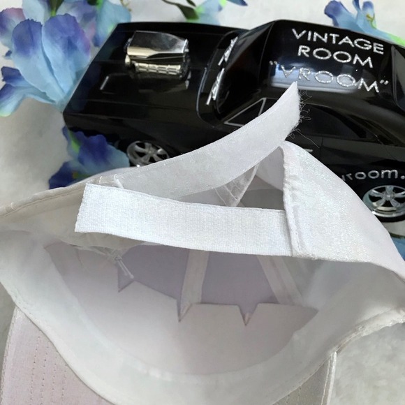 Isa & Stef NWOT Baseball Cap Women OS - Picture 8 of 12